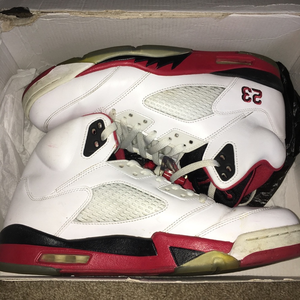 Jordan 5 Fire Red